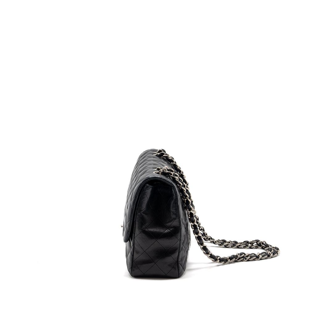 chanel-classic-jumbo-single-flap-bag-lambskin-black-shw