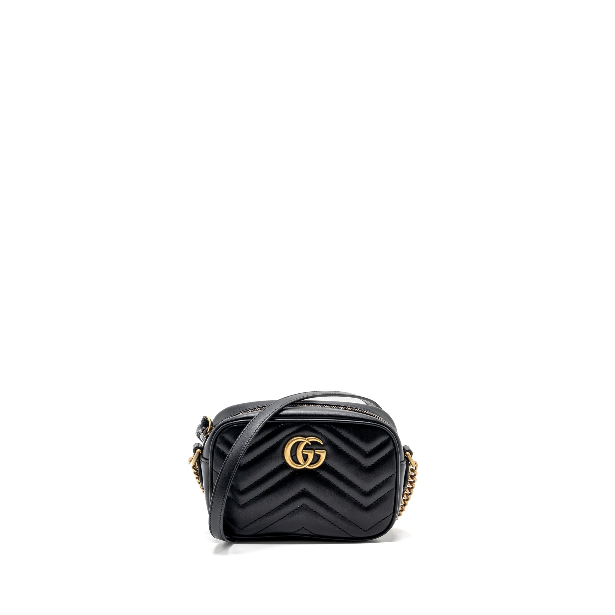 gucci-gg-marmont-matelasse-mini-bag-calfskin-black-ghw-1