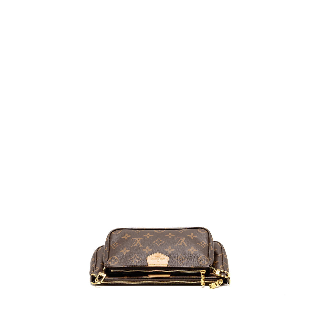 louis-vuitton-multi-pochette-accessoires-monogram-canvas-khaki-ghw