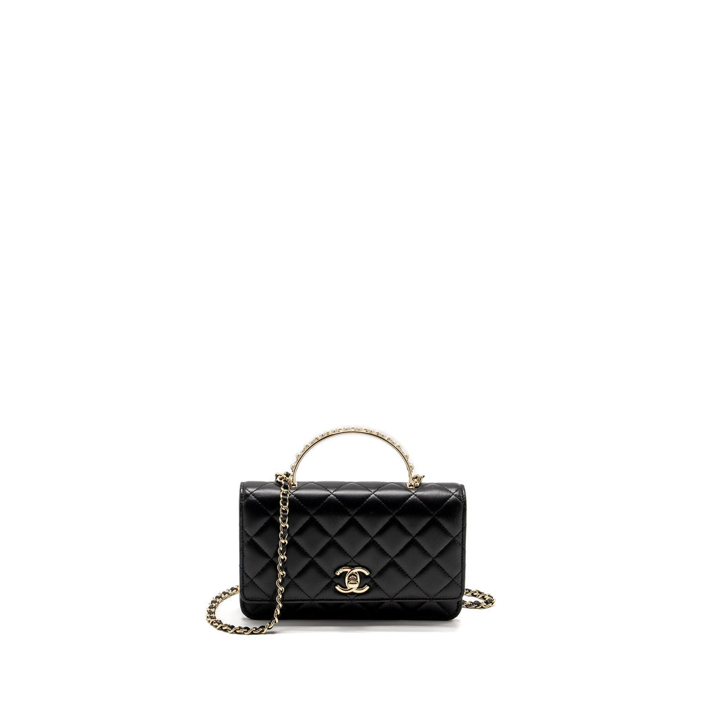 chanel-pearl-detailed-top-handel-wallet-on-chain-lambskin-black-lghw-microchip