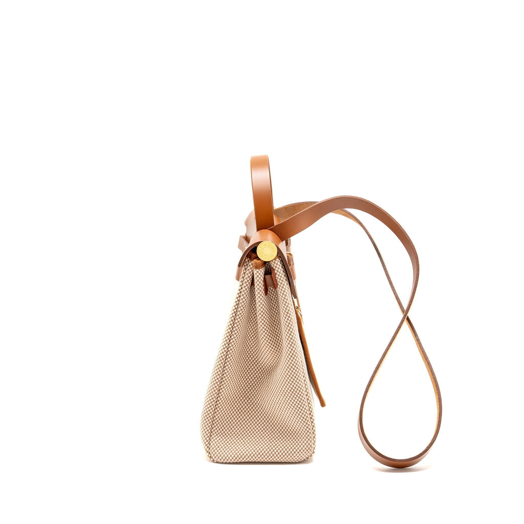 hermes-herbag-31-zip-bag-canvas-vache-hunter-ecru-beige-fauve-ghw-stamp-b