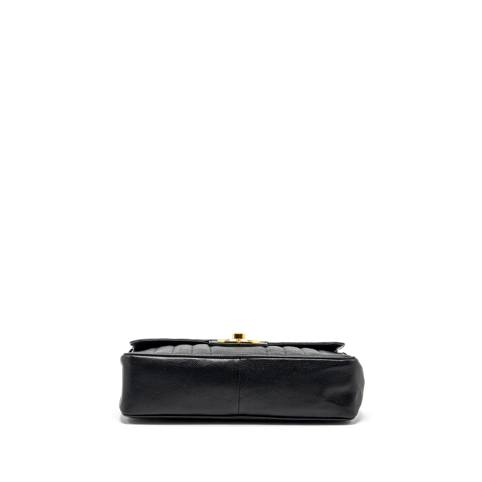 chanel-vintage-vertical-jumbo-flap-bag-caviar-black-ghw-copy-1
