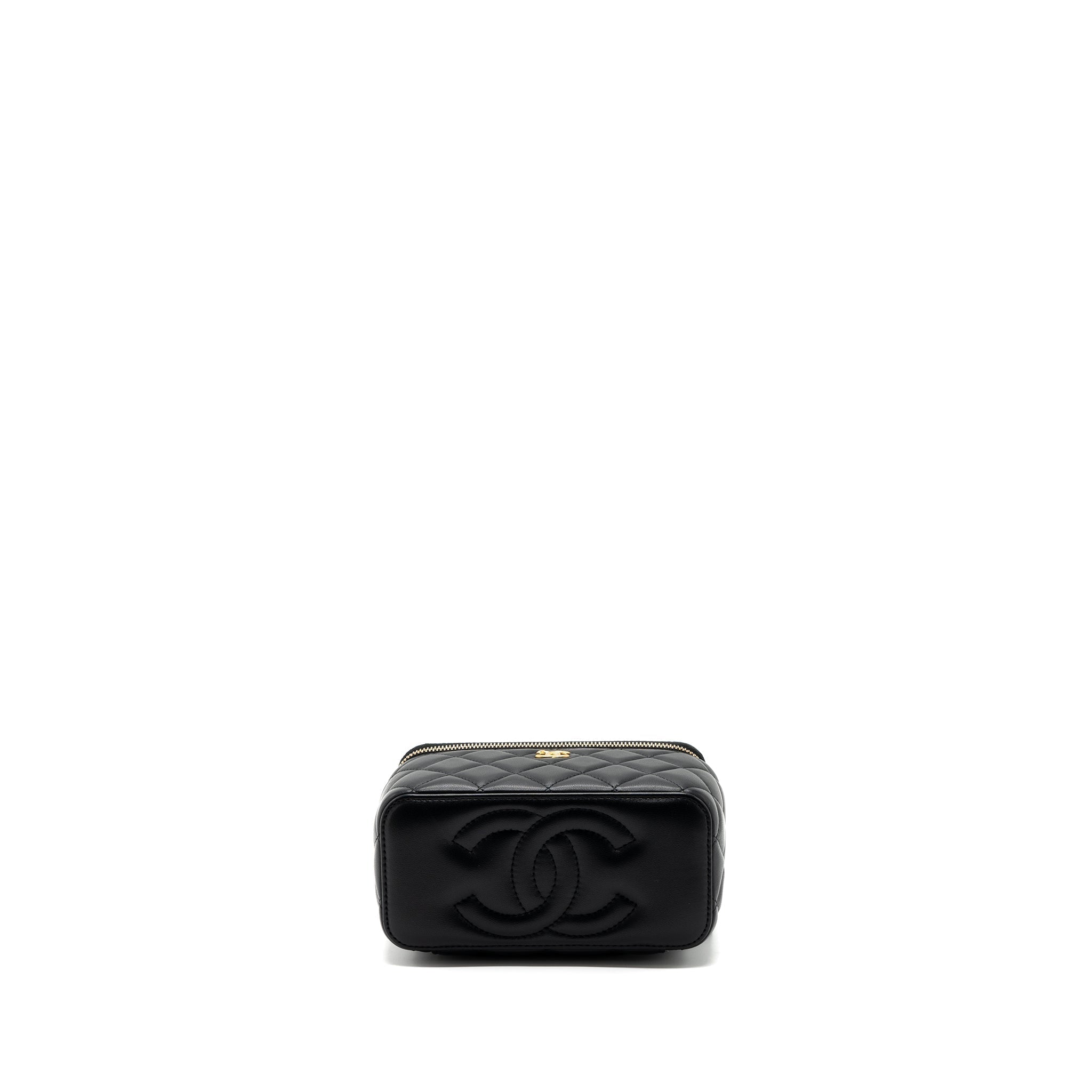 chanel-pearl-crush-long-vanity-lambskin-black-ghw-microchip-1