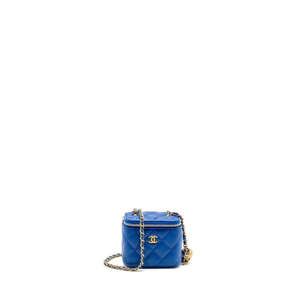 chanel-pearl-crush-mini-vanity-lambskin-blue-ghwmicrochip