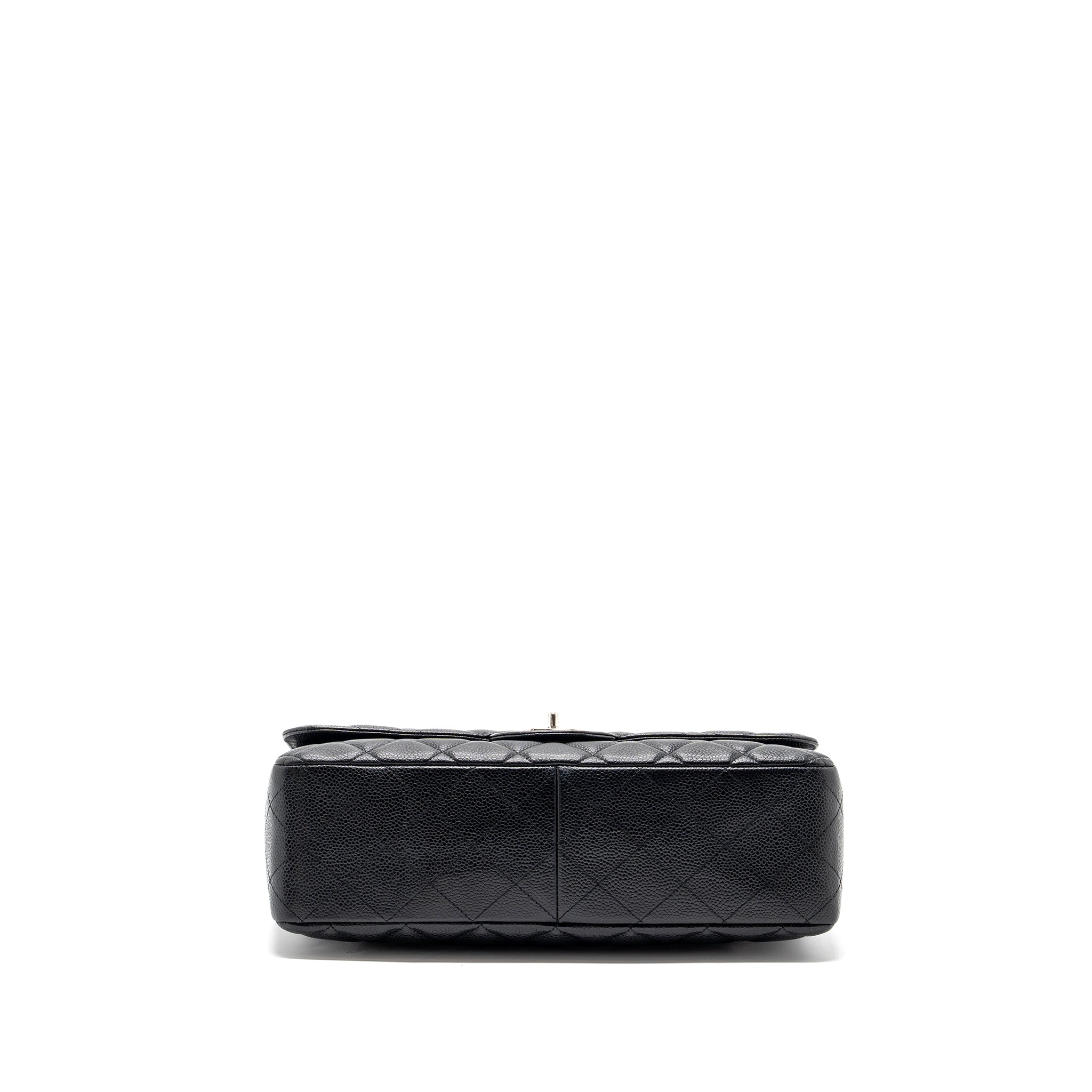 chanel-classic-jumbo-single-flap-bag-caviar-black-shw