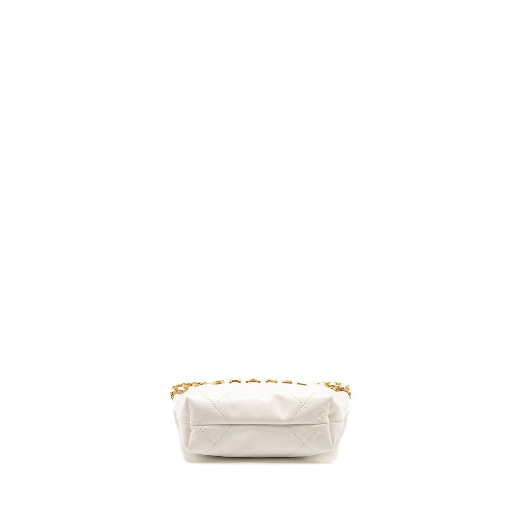 chanel-mini-22-bag-white