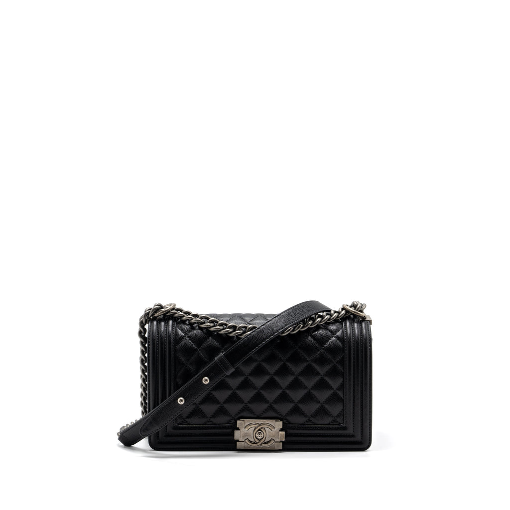 chanel-medium-boy-bag-caviar-black-ruthenium-silver-hardwaremicrochip