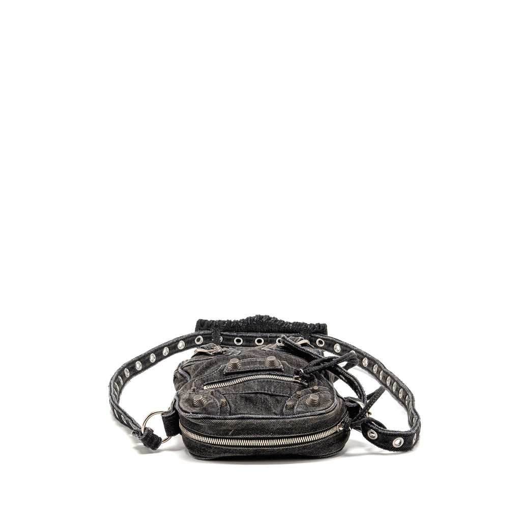 balenciaga-le-cagole-crossbody-bag-denim-black-shw