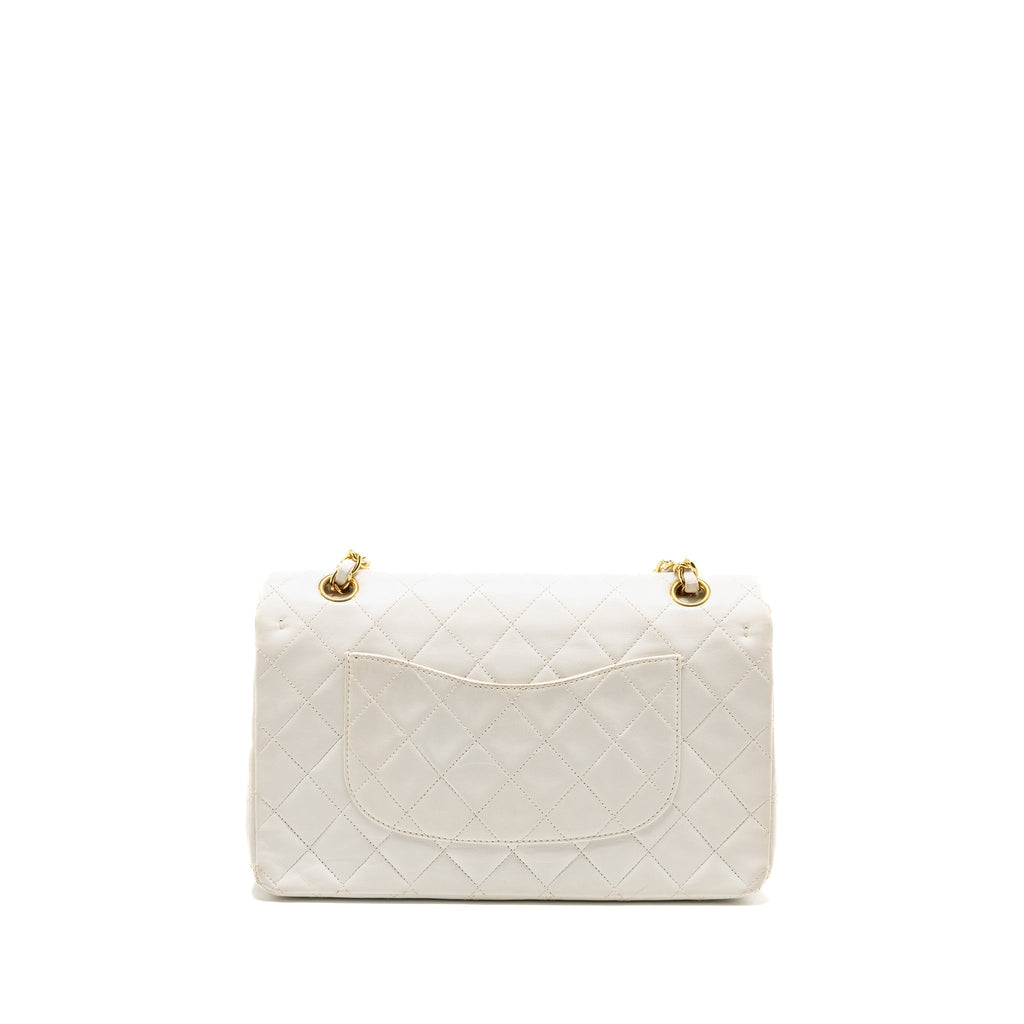 chanel-vintage-medium-classic-double-flap-bag-white-lambskin-ghw