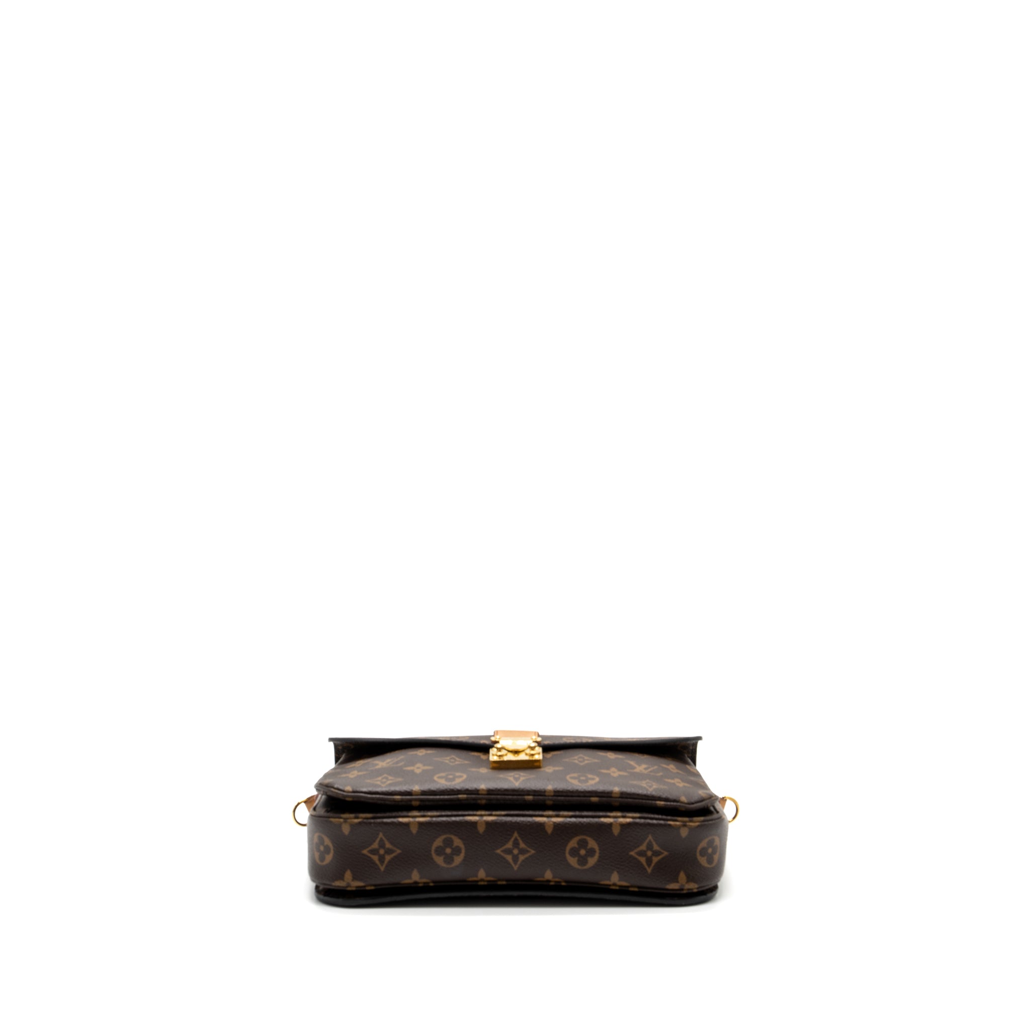 louis-vuitton-pochette-metis-monogram-canvas-ghw-22