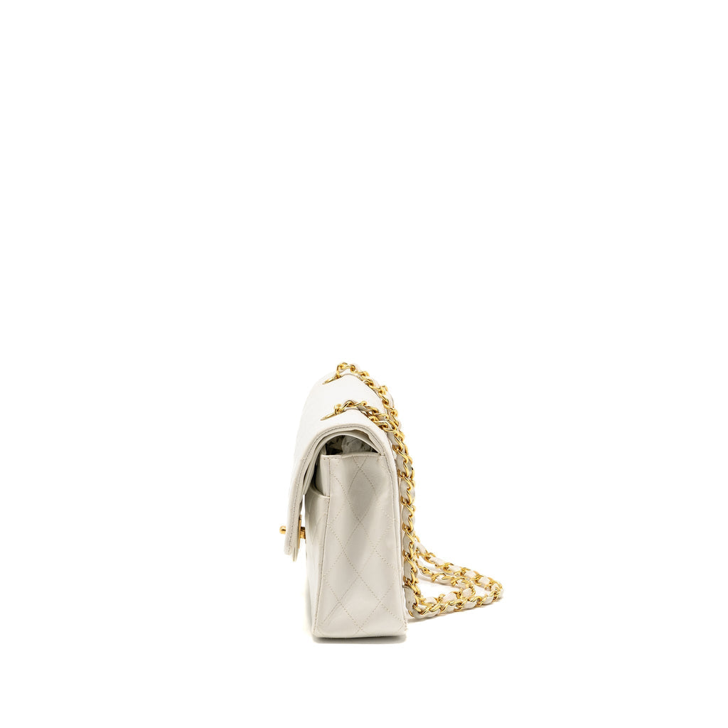 chanel-vintage-medium-classic-double-flap-bag-white-lambskin-ghw