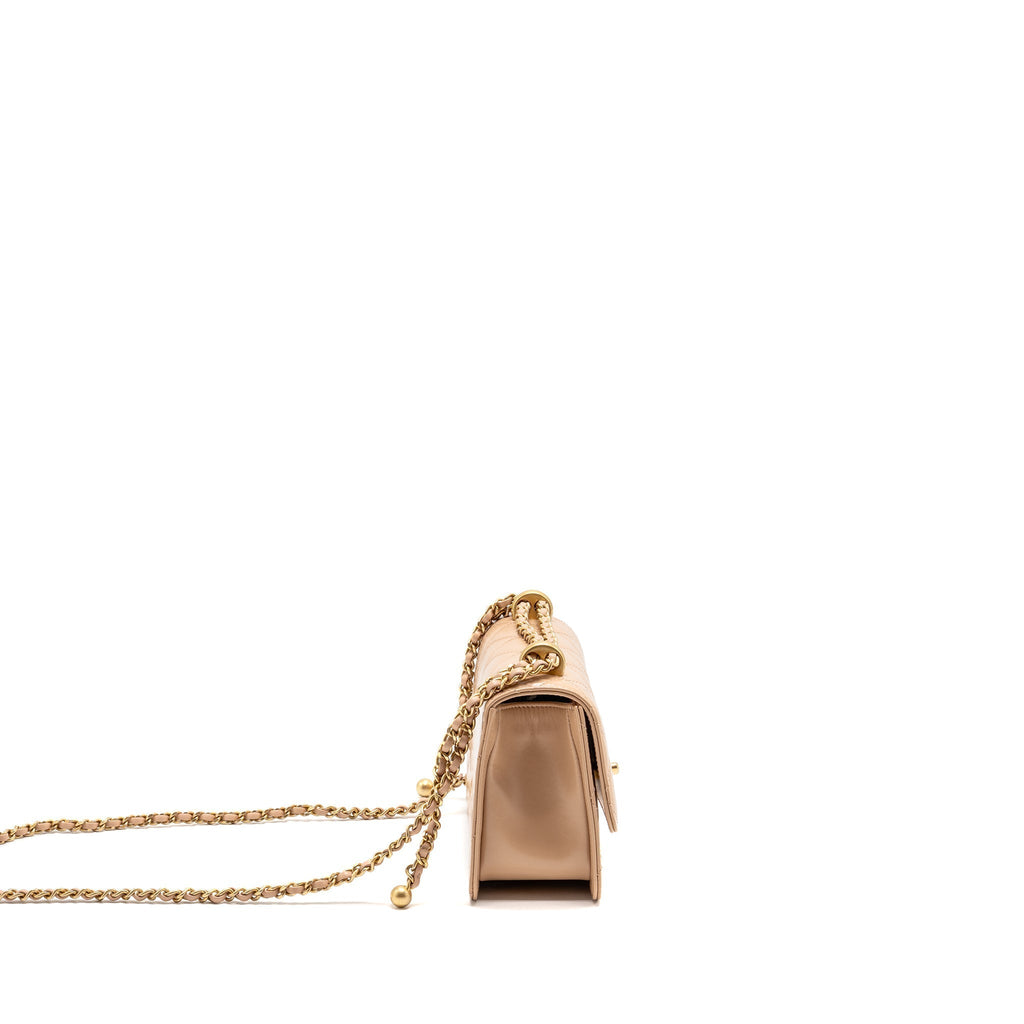chanel-gold-crush-mini-flap-bag-calfskin-beige-ghw-microchip