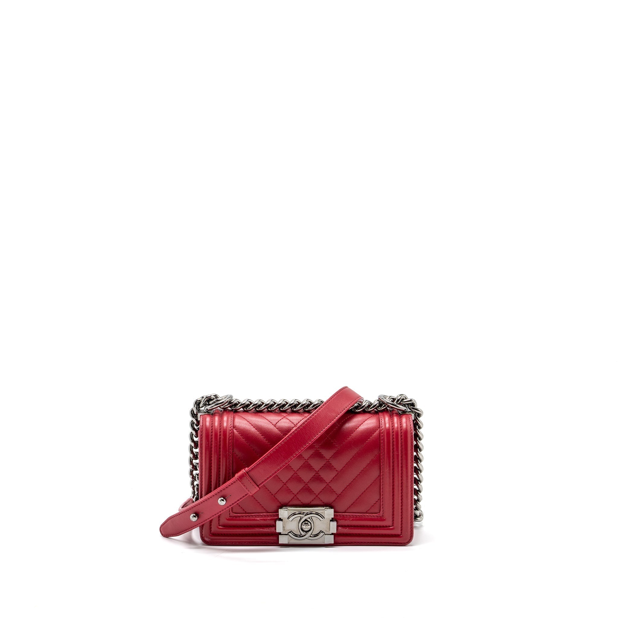 chanel-small-boy-bag-calfskin-red-shw