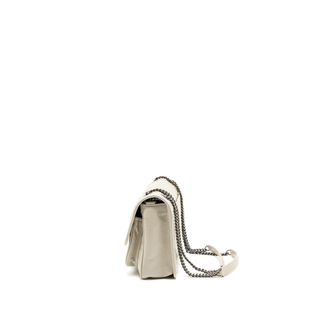 saint-laurent-ysl-niki-baby-flap-bag-calfskin-blanc-with-blanc-hardware