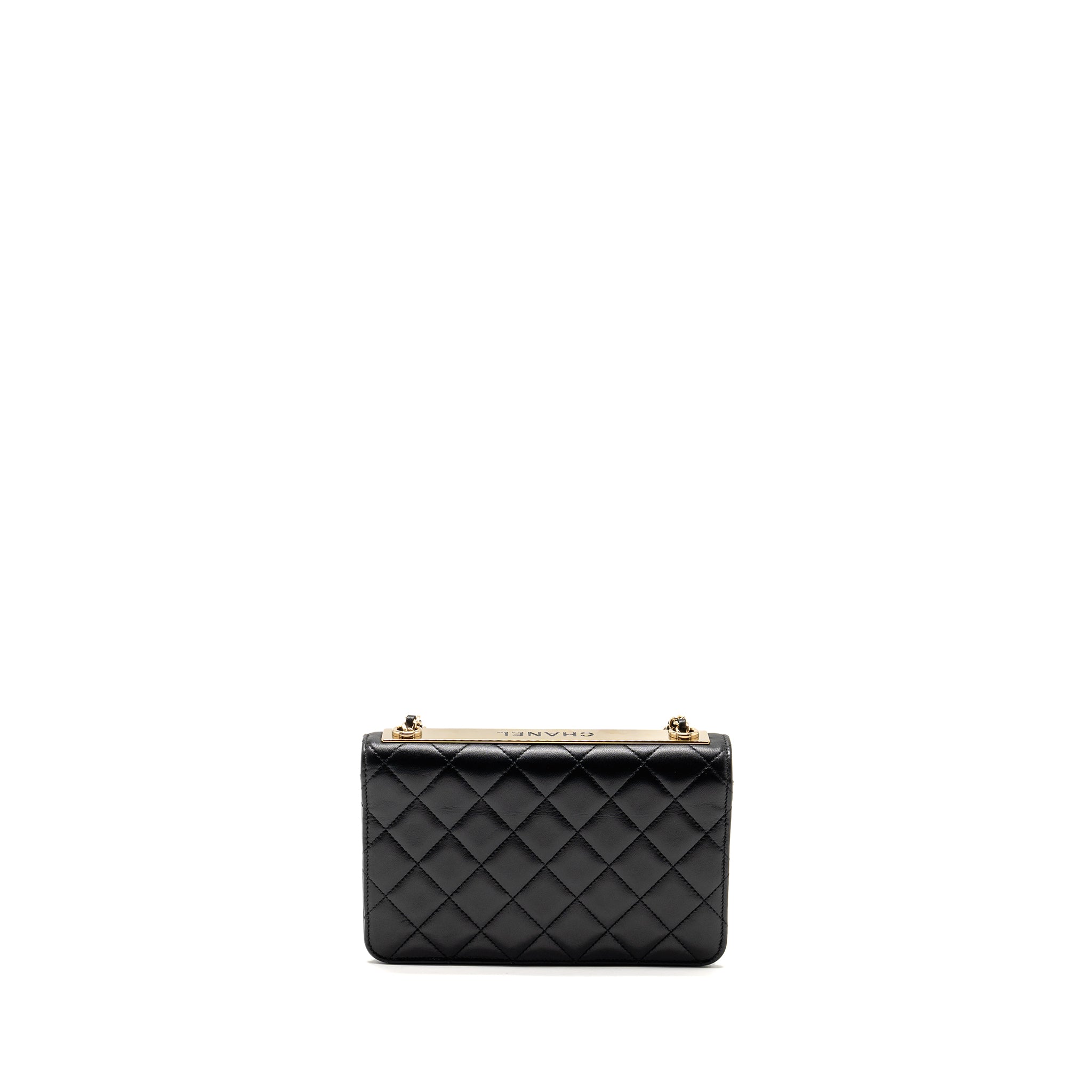 chanel-trendy-cc-wallet-on-chain-lambskin-black-lghw-microchip-1