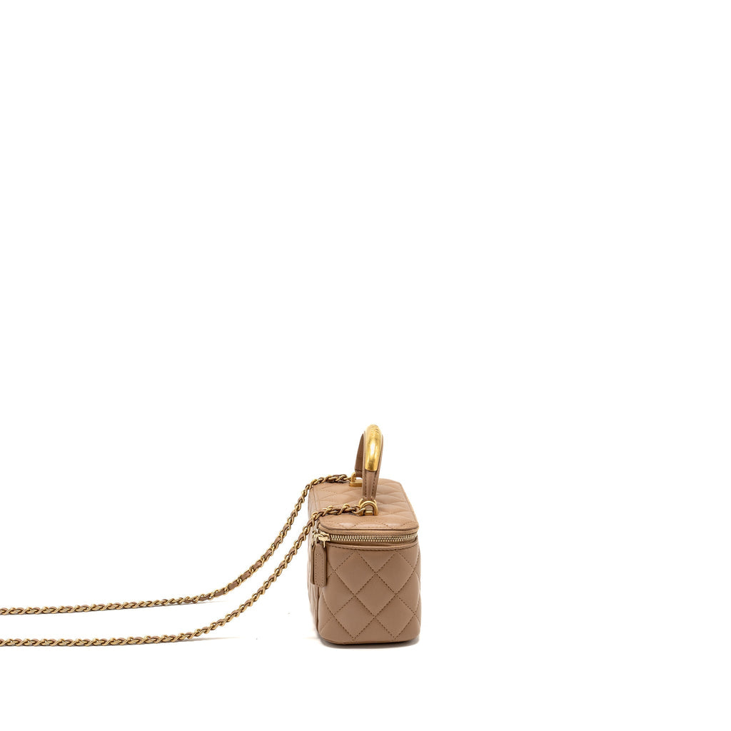 chanel-top-handle-long-vanity-with-chain-lambskin-dark-beige-ghw-microchip