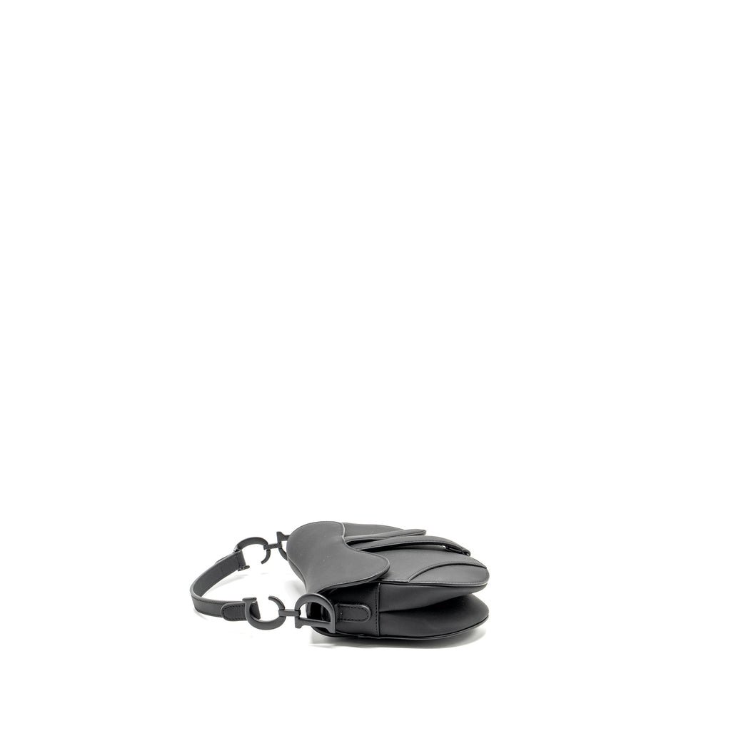 dior-mini-saddle-calfskin-so-black