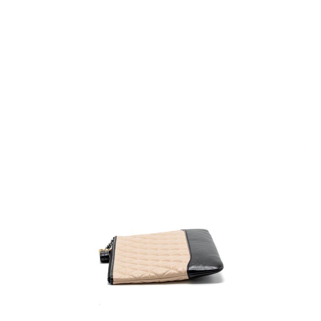 chanel-gabrielle-zip-clutch-bag-calfskin-beige-black-multicolor-hardware-copy