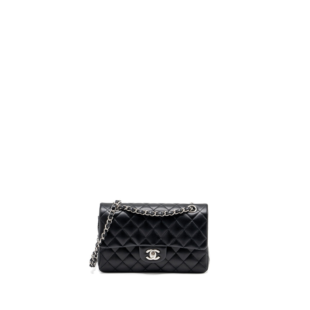 chanel-small-classic-double-flap-bag-lambskin-black-shwmicrochip