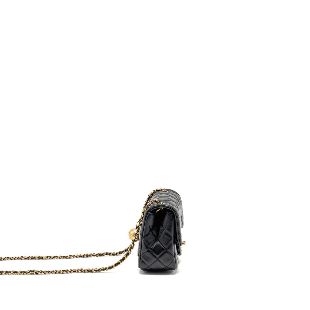 chanel-pearl-crush-mini-rectangular-flap-bag-lambskin-black-ghw-microchip-4
