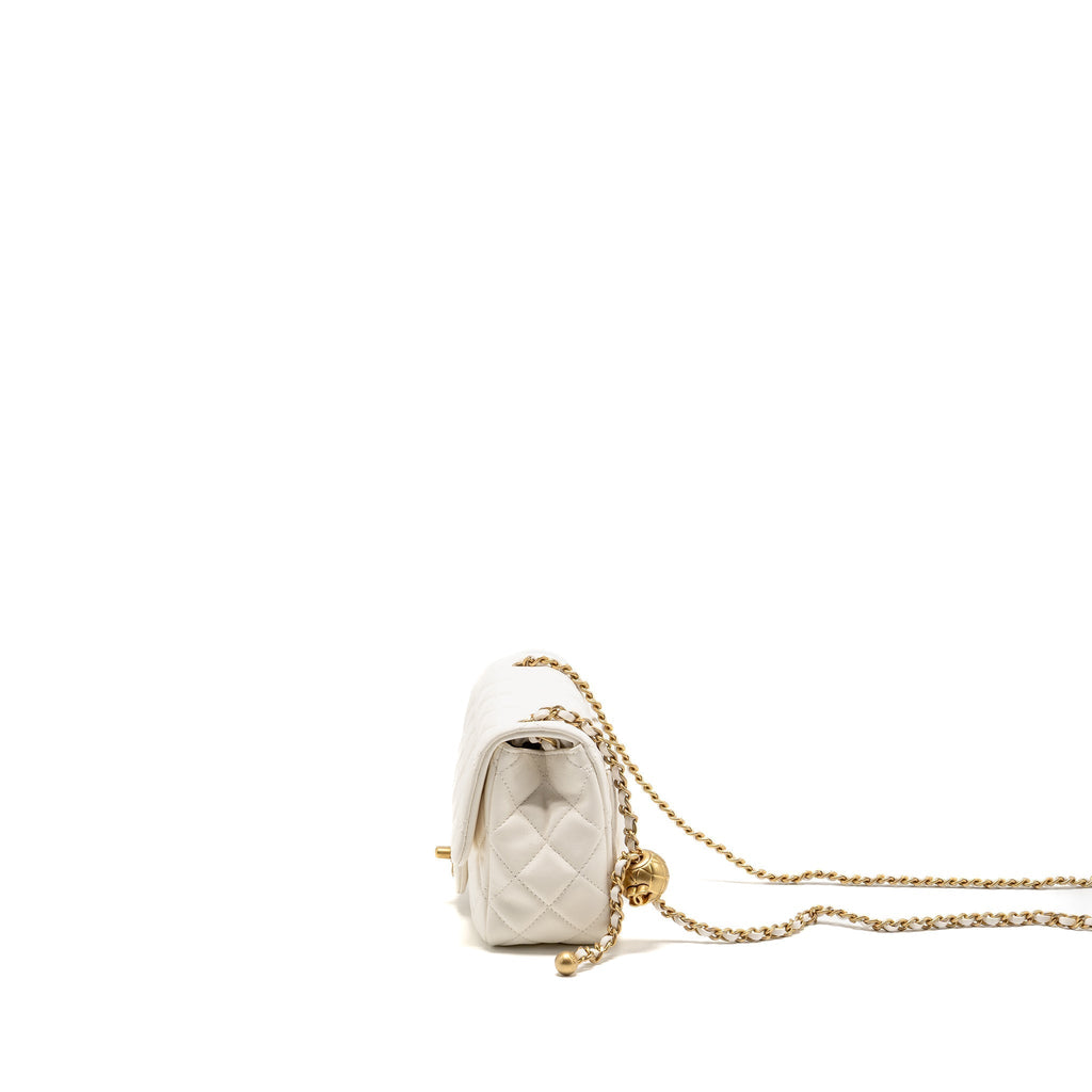 chanel-pearl-crush-mini-square-flap-bag-lambskin-white-ghw-microchip