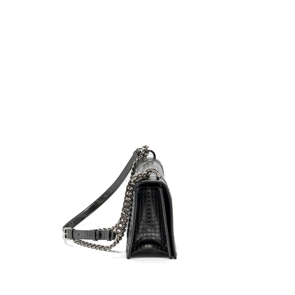 dior-medium-diorama-calfskin-metallic-silver-shw