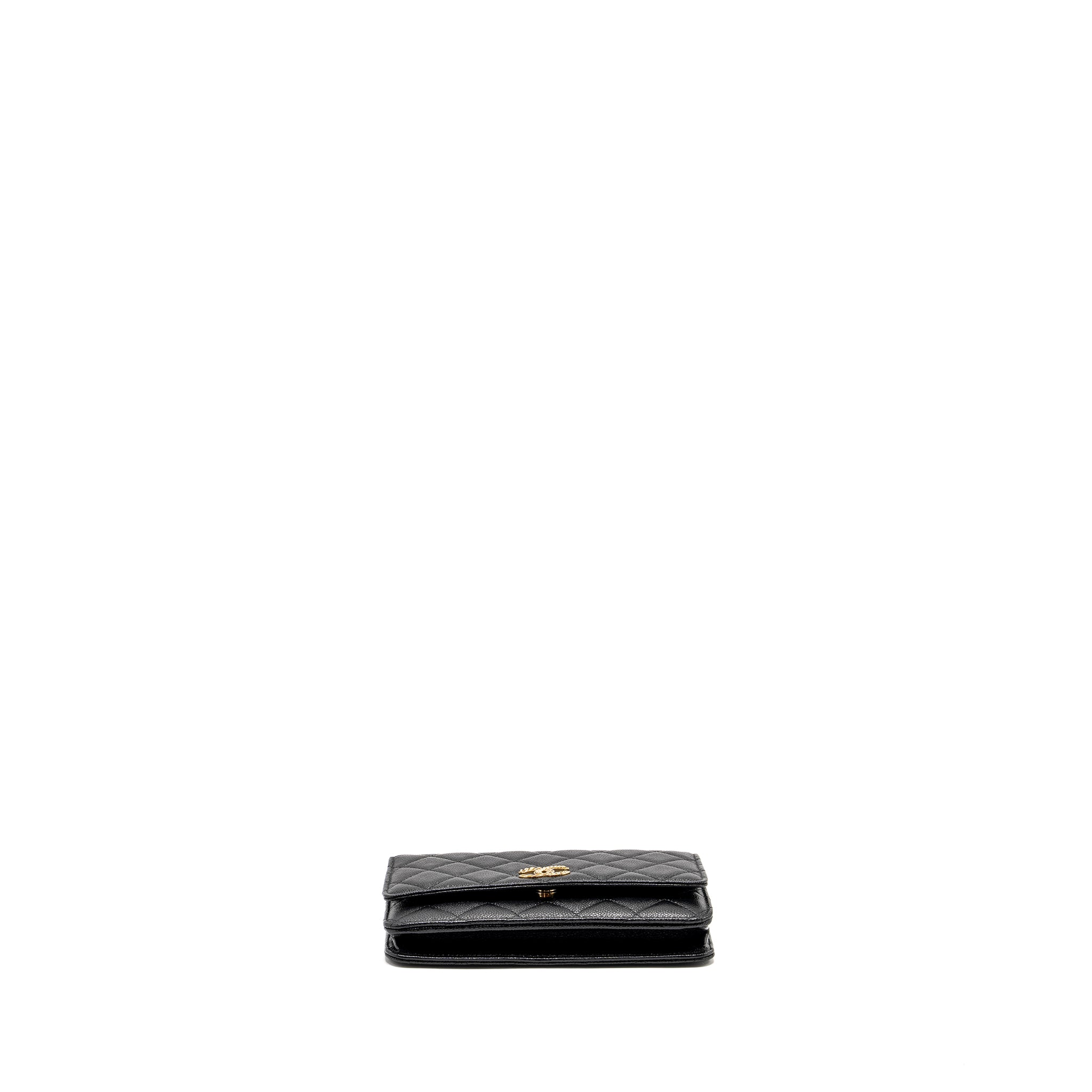 chanel-detailed-cc-logo-wallet-on-chain-caviar-black-ghw-microchip