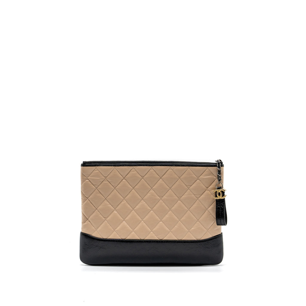 chanel-gabrielle-zip-clutch-bag-calfskin-beige-black-multicolor-hardware-copy