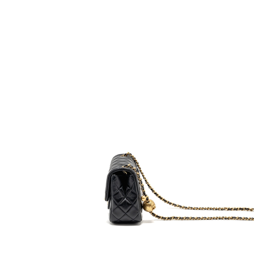 chanel-pearl-crush-mini-rectangular-flap-bag-lambskin-black-ghw-microchip-4