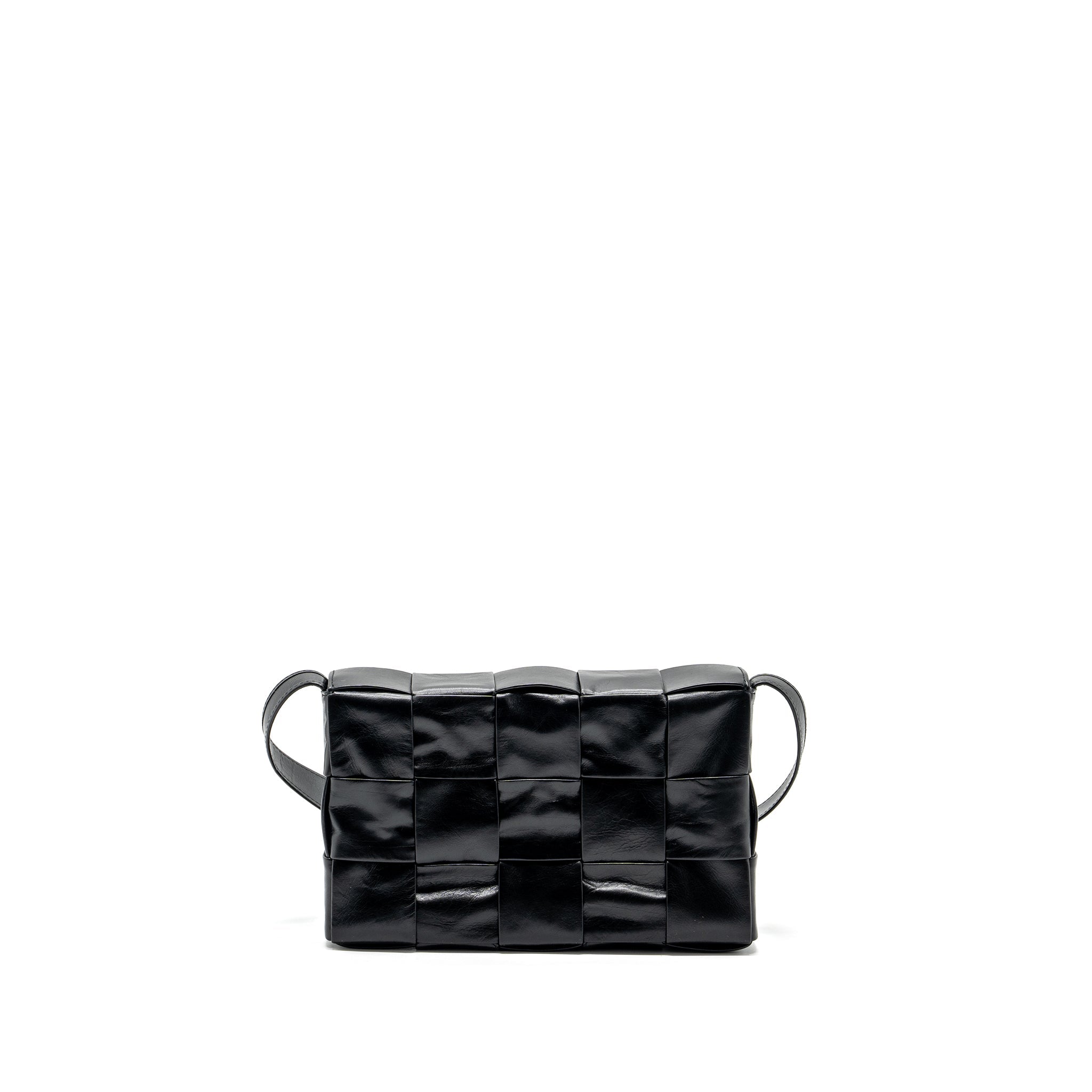 bottega-veneta-small-cassette-bag-lambskin-black-shw