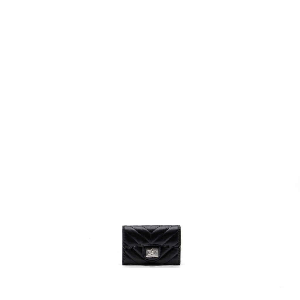 chanel-2-55-reissue-flap-card-holder-aged-calfskin-black-shw-microchip