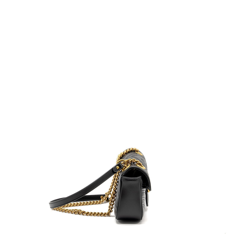 gucci-mini-gg-marmont-shoulder-bag-calfskin-black-ghw