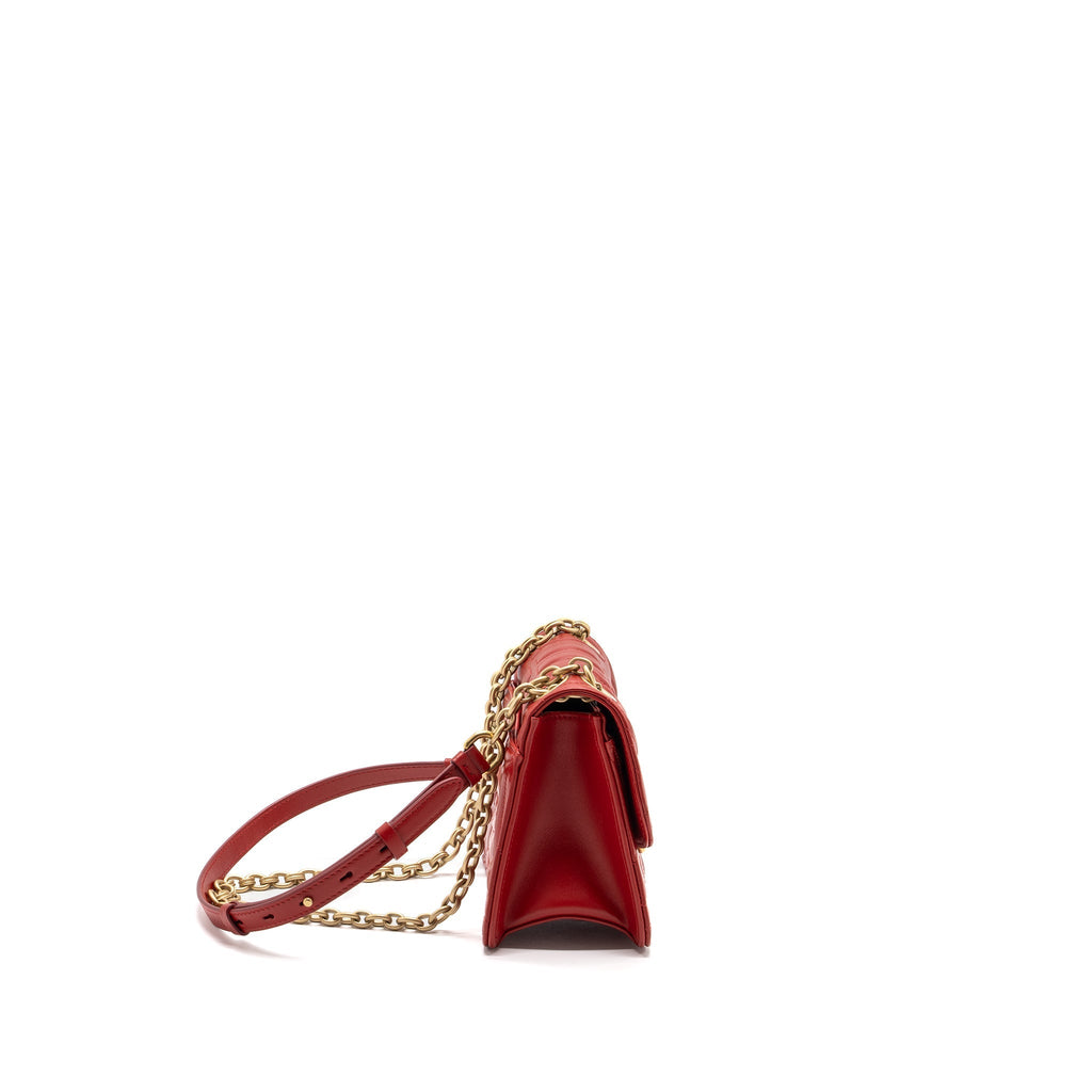 salvatore-ferragamo-glancing-shoulder-bag-calfskin-red-ghw
