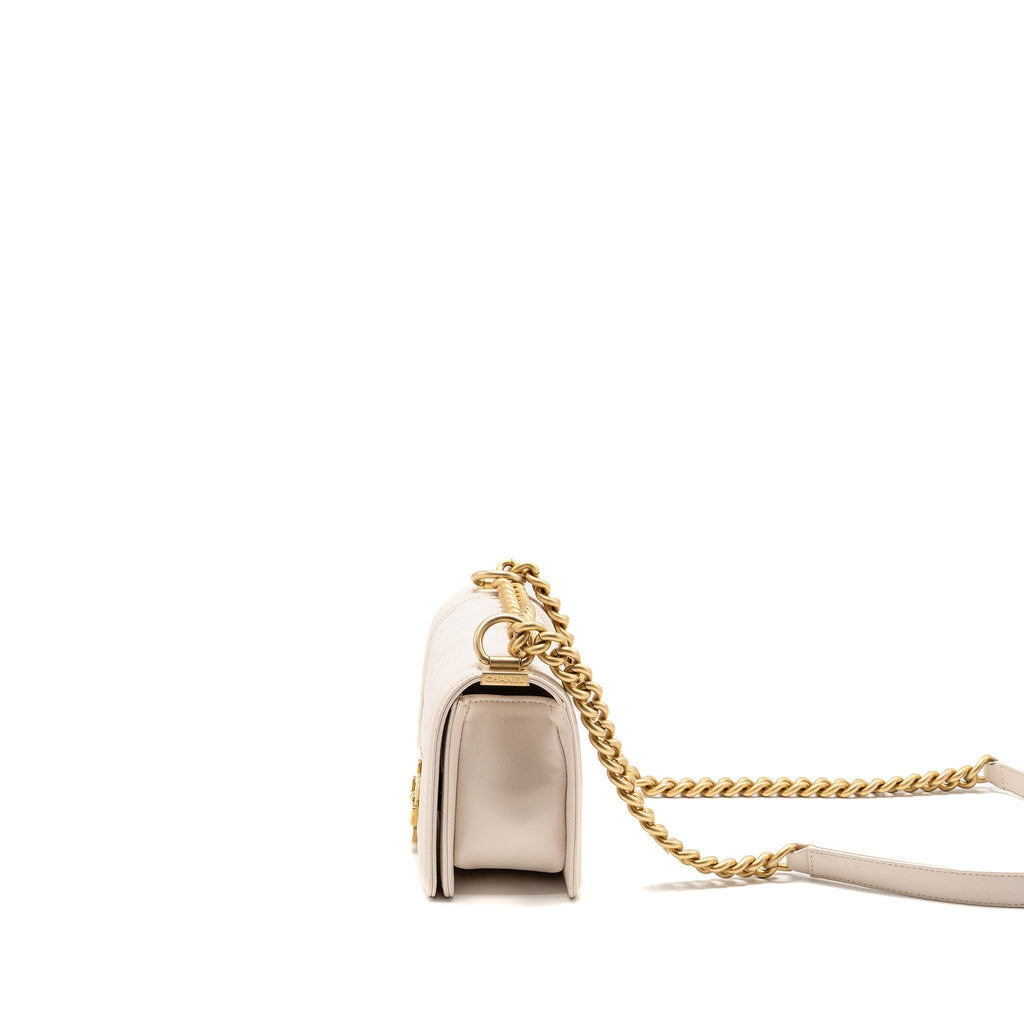 chanel-small-boy-bag-lambskin-cream-white-ghw