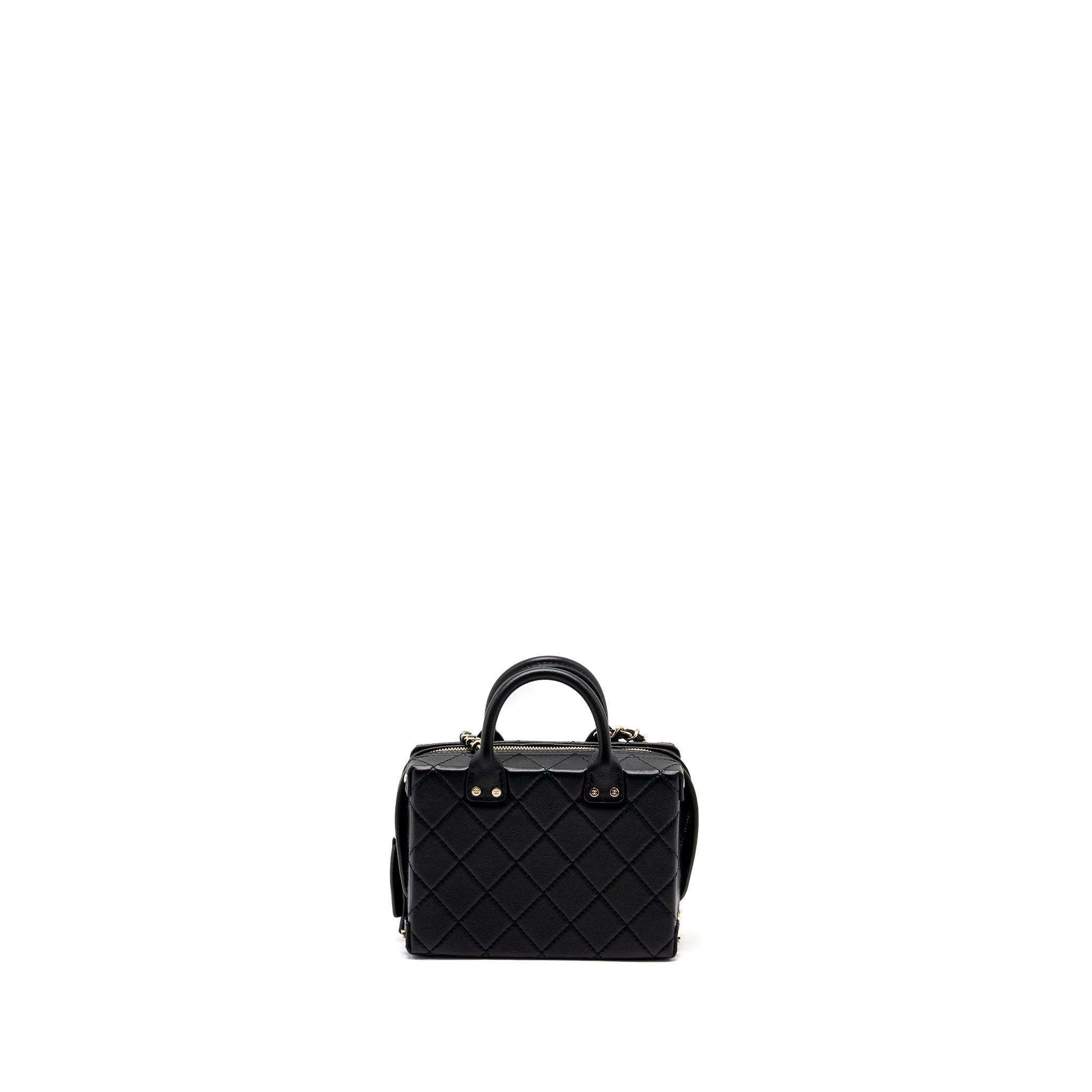chanel-22b-small-vanity-case-calfskin-black-ghw-microchip-1