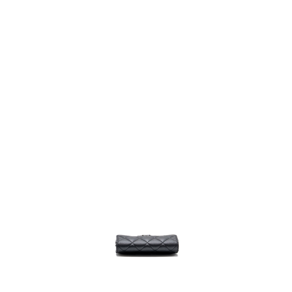 chanel-classic-flap-card-holder-lambskin-so-black-microchip