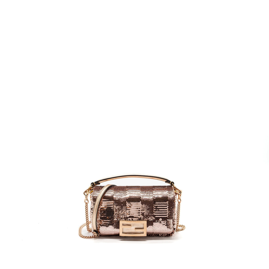 fendi-mini-baguette-paulette-rose-gold-rghw