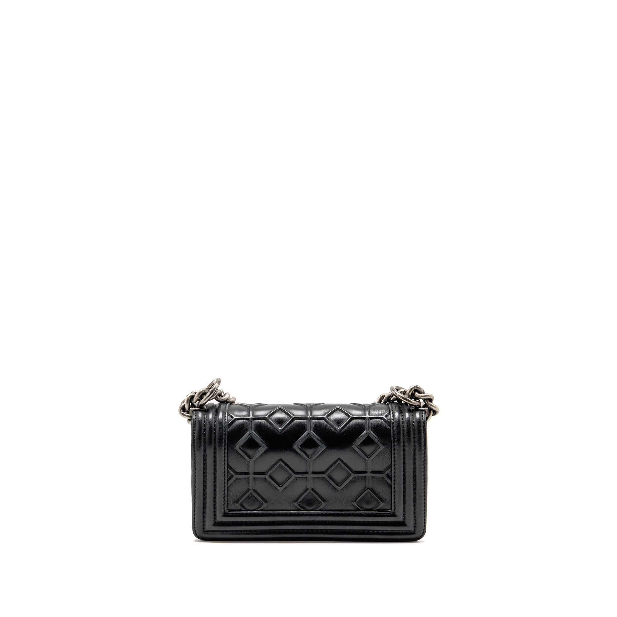 chanel-small-boy-bag-arabesque-calfskin-black-ruthenium-shw