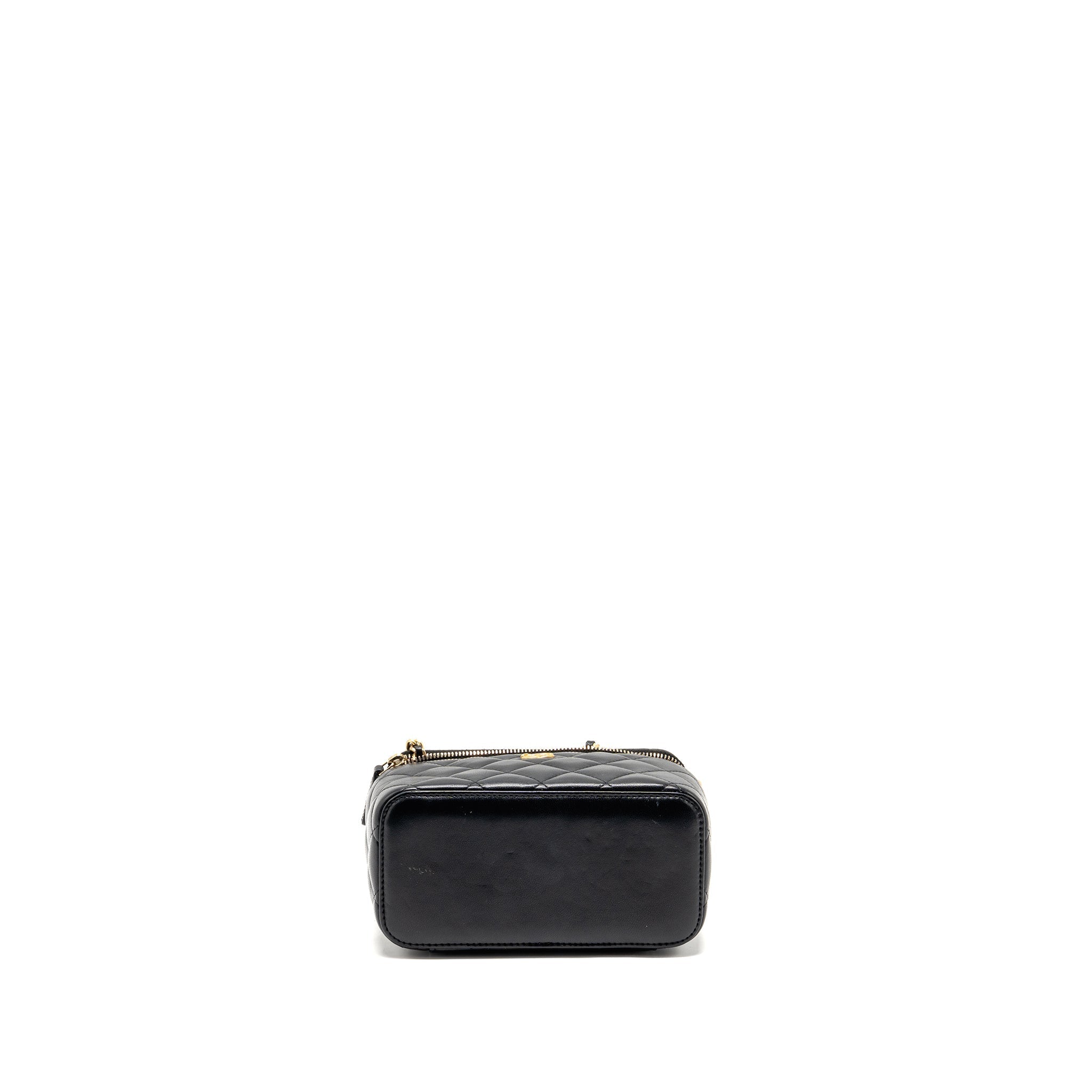 chanel-pearl-crush-long-vanity-with-chain-lambskin-black-ghw
