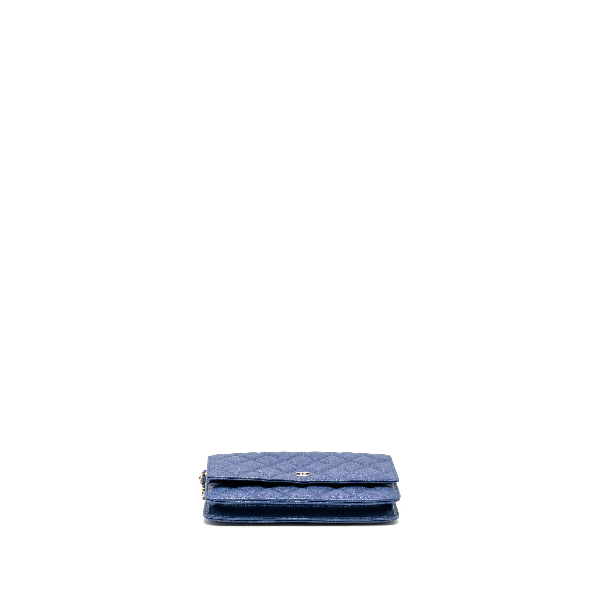 chanel-classic-wallet-on-chain-caviar-iridescent-blue-lghw-1