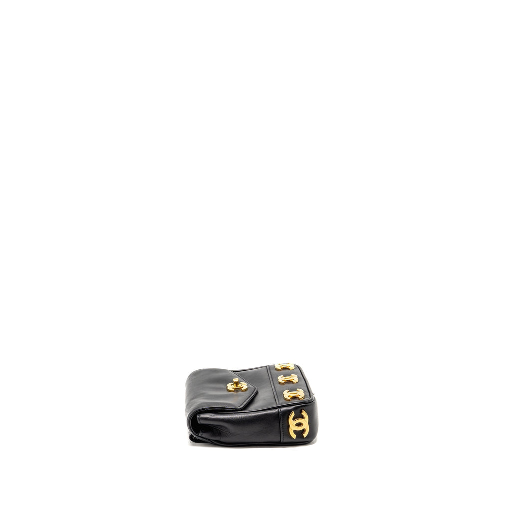 chanel-vintage-cc-logo-flap-belt-bag-smooth-calfskin-black-ghw