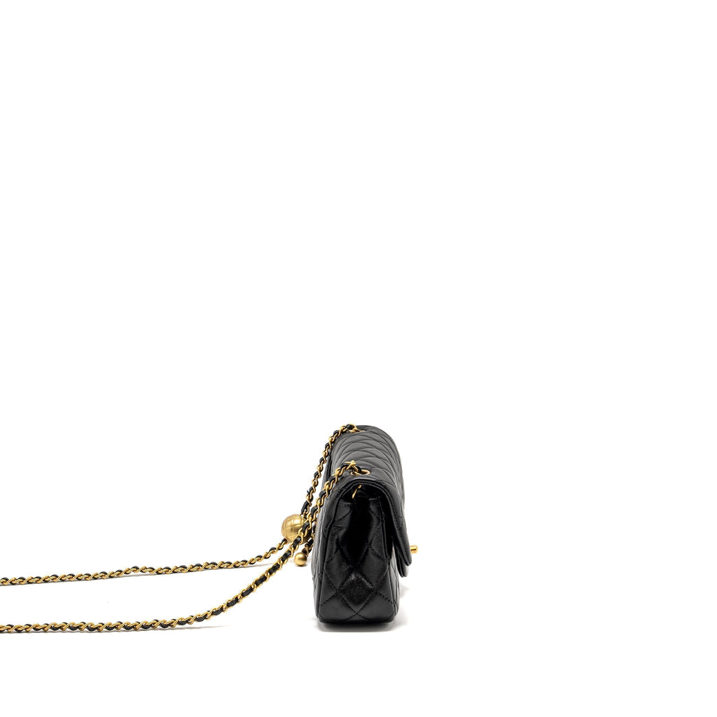 chanel-pearl-crush-mini-rectangular-flap-bag-lambskin-black-ghw-microchip-copy