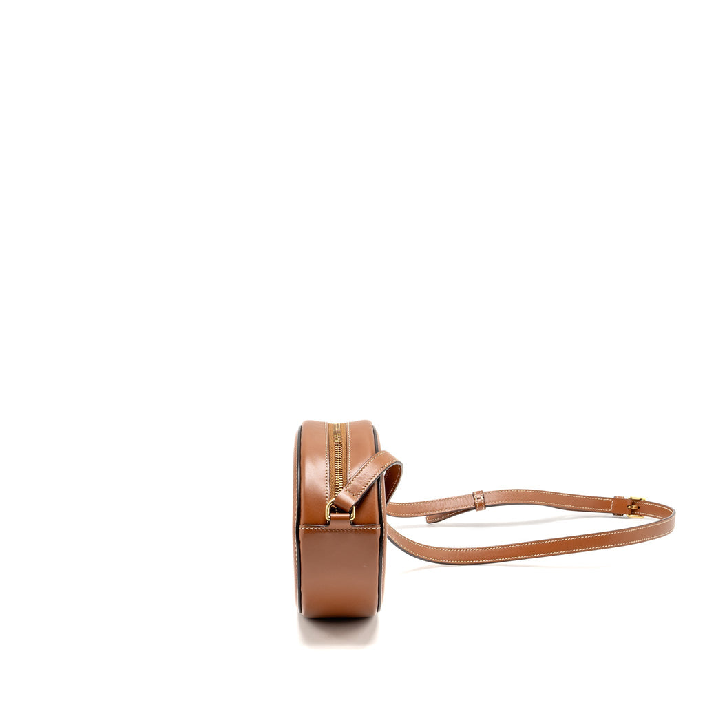 celine-oval-bag-triomphe-smooth-calfskin-tan-ghw