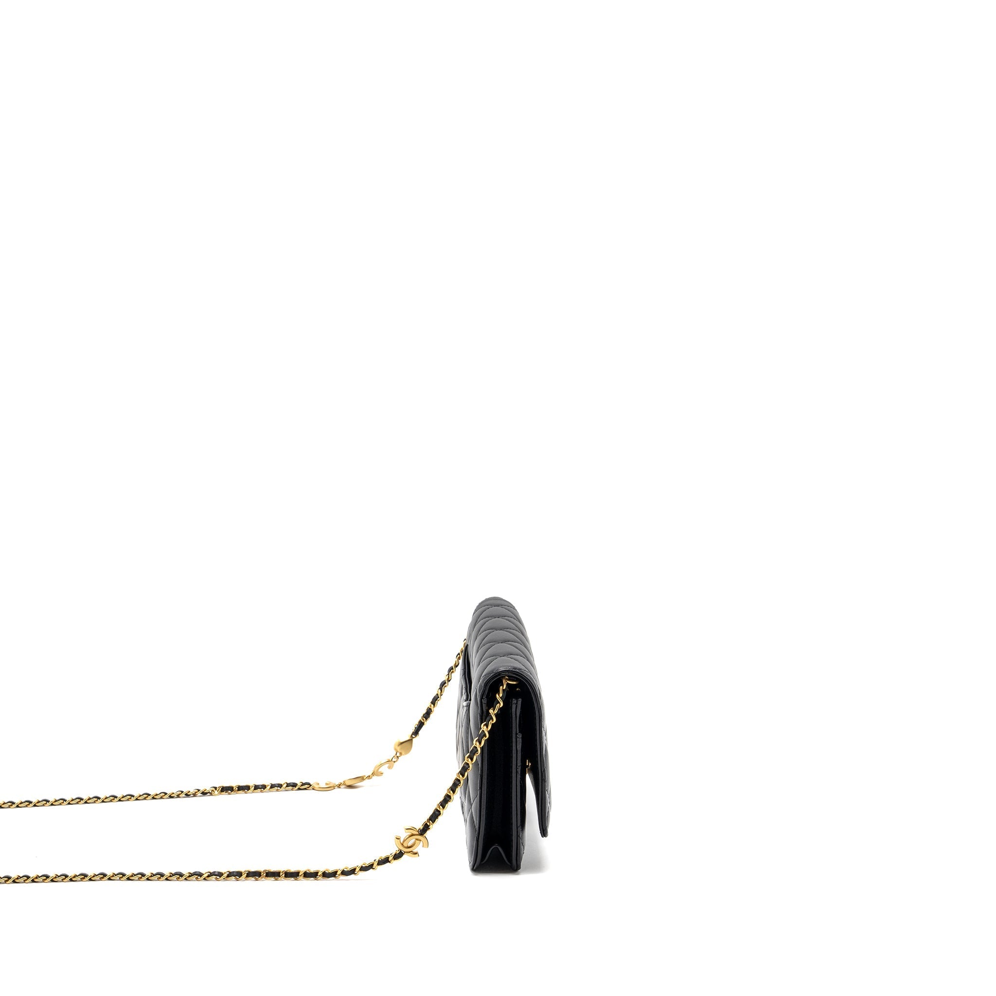 chanel-coco-heart-wallet-on-chain-lambskin-blackmicrochip