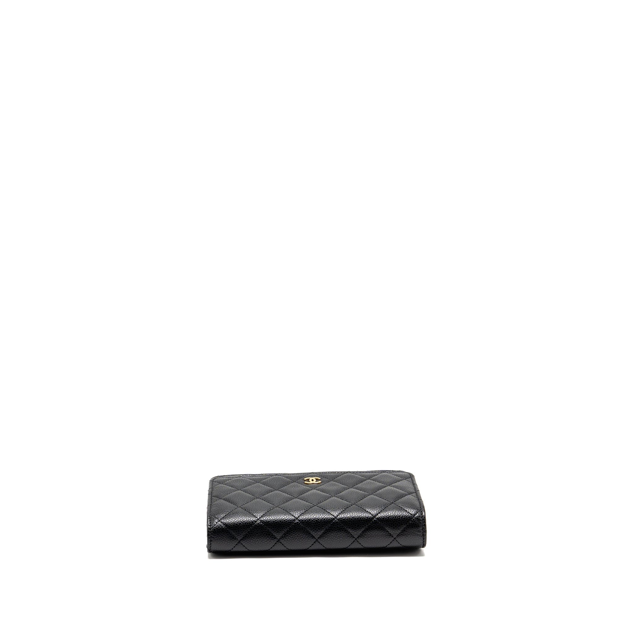 chanel-classic-wallet-on-chain-caviar-black-ghwmicrochip-5
