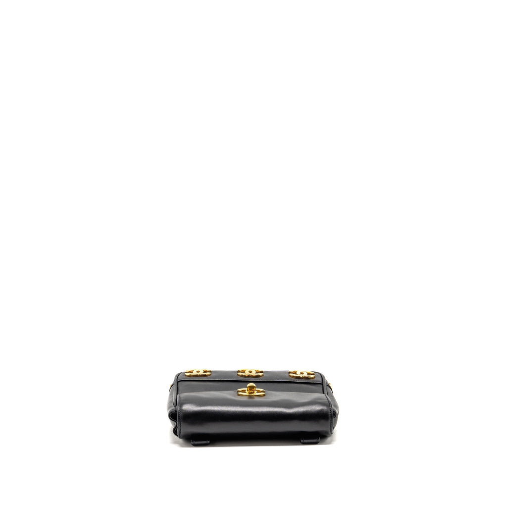chanel-vintage-cc-logo-flap-belt-bag-smooth-calfskin-black-ghw