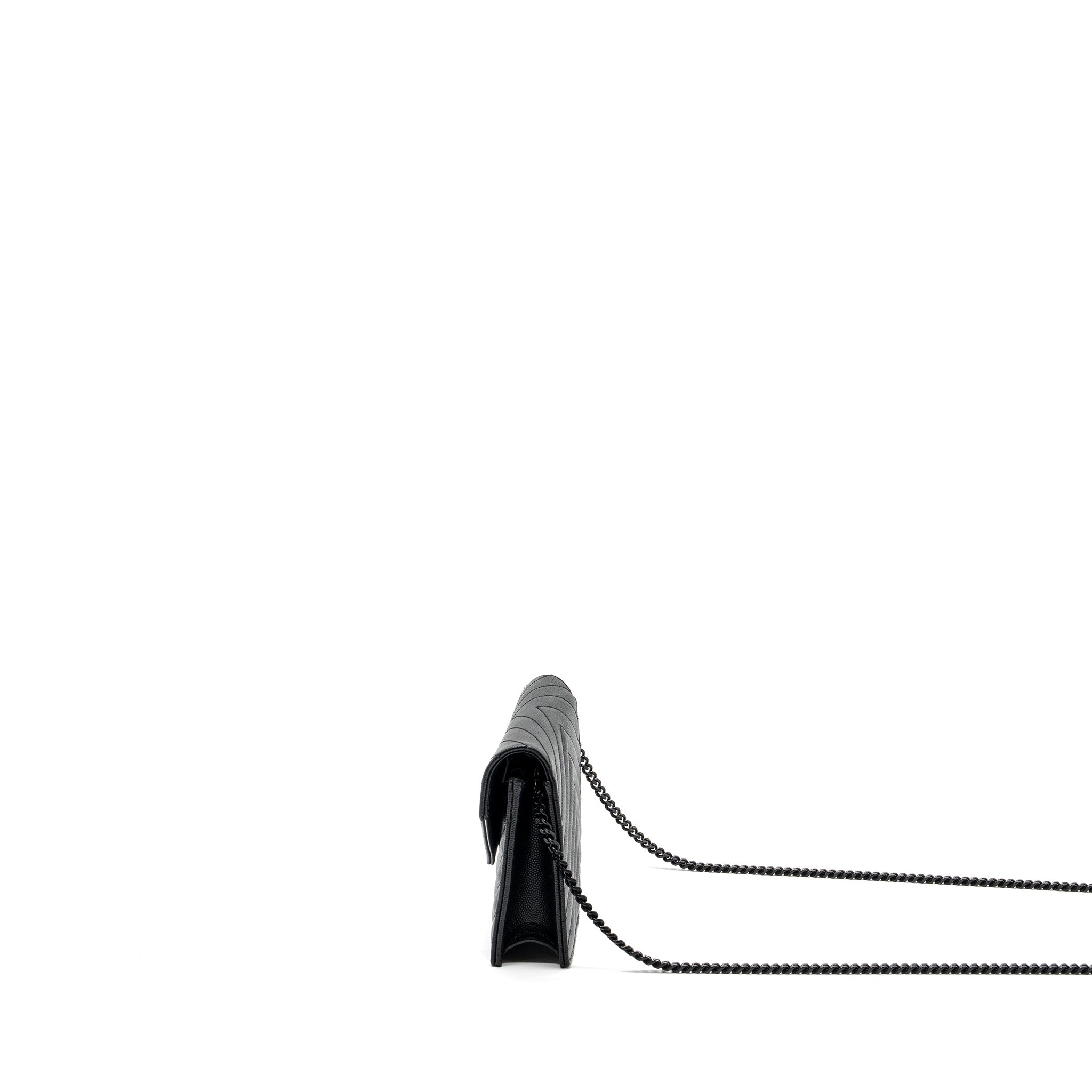 saint-laurent-ysl-envelope-chain-wallet-calfskin-black-with-black-hardware