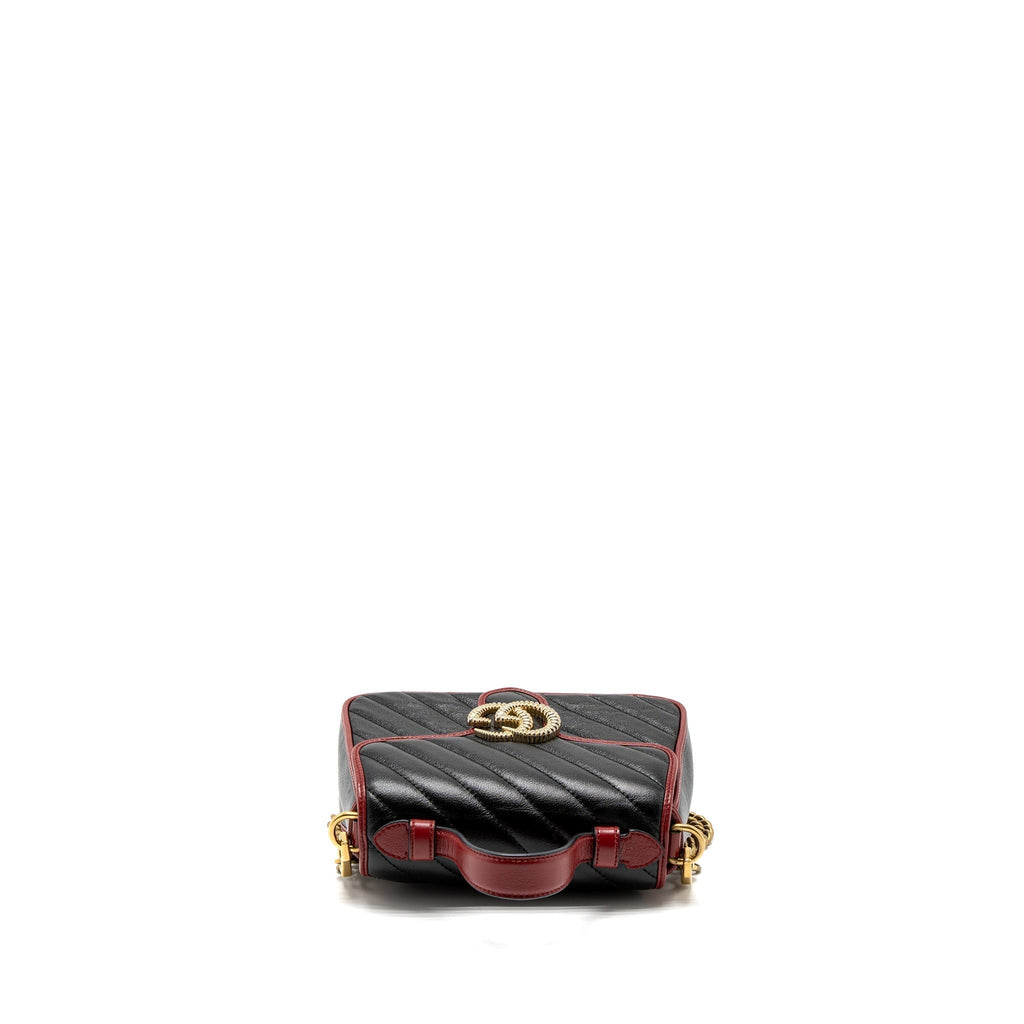 gucci-gg-marmont-mini-top-handle-bag-calfskin-black-red-ghw-1
