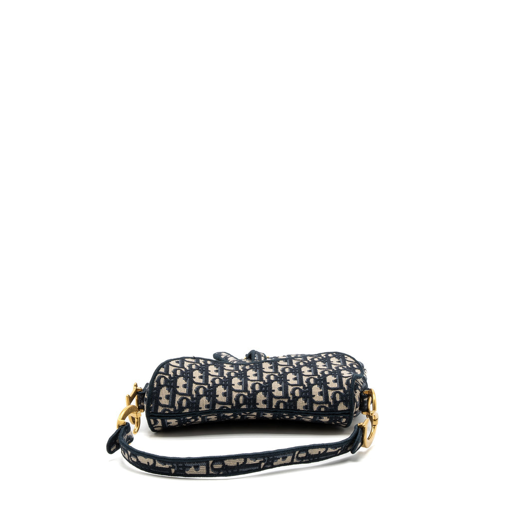 copy-of-dior-saddle-bag-blue-oblique-embroidery-ghw-1