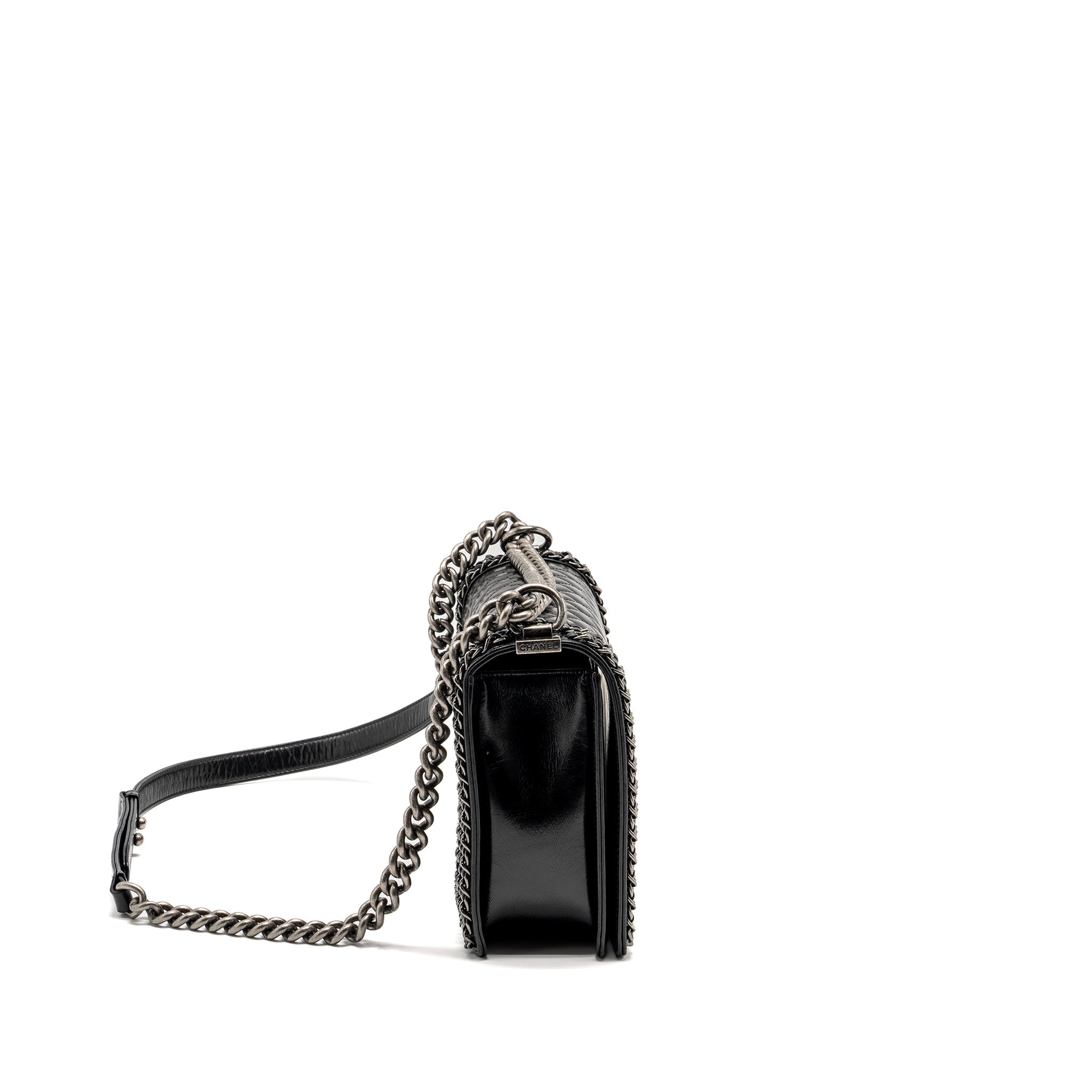 chanel-new-medium-chain-edge-boy-bag-calfskin-black-ruthenium-shw